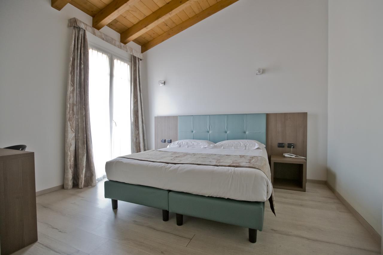 Hotel Lago Di Como كوليكو المظهر الخارجي الصورة