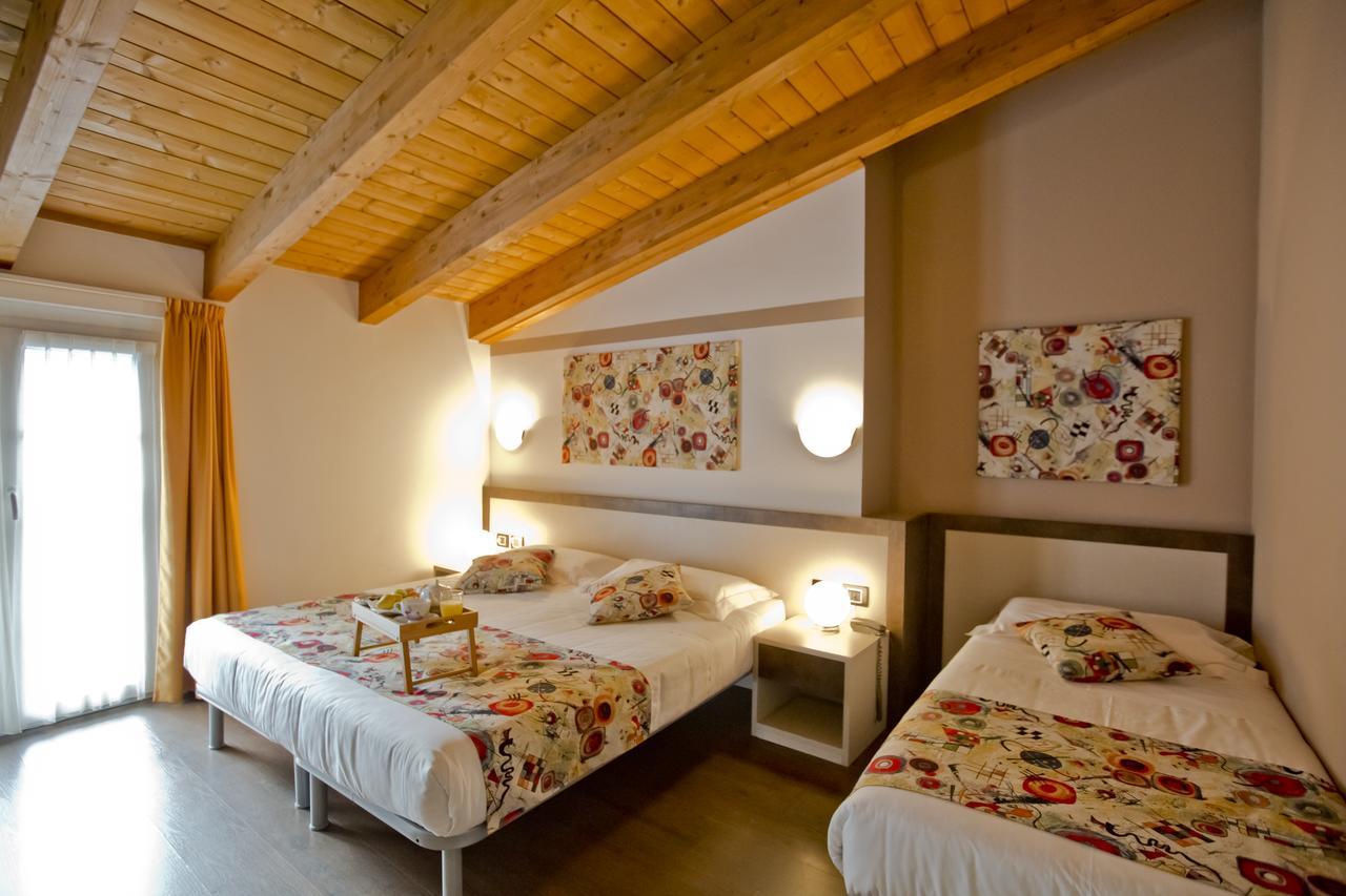 Hotel Lago Di Como كوليكو المظهر الخارجي الصورة