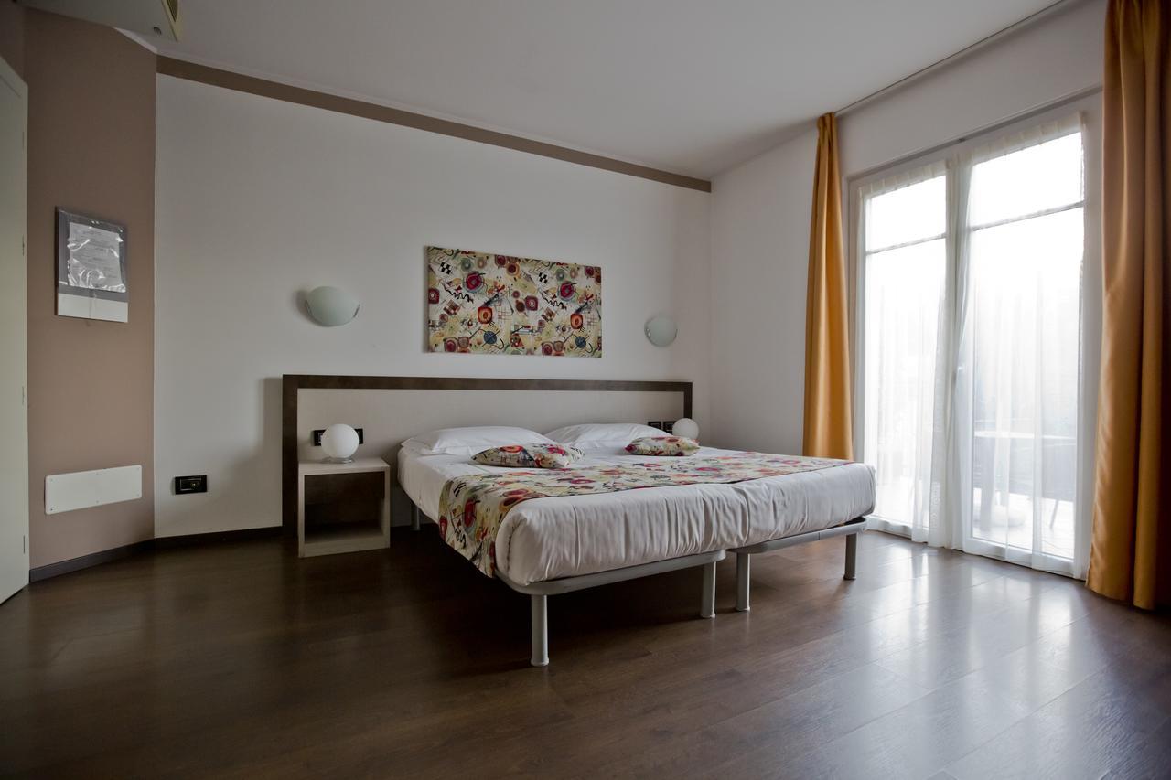 Hotel Lago Di Como كوليكو المظهر الخارجي الصورة