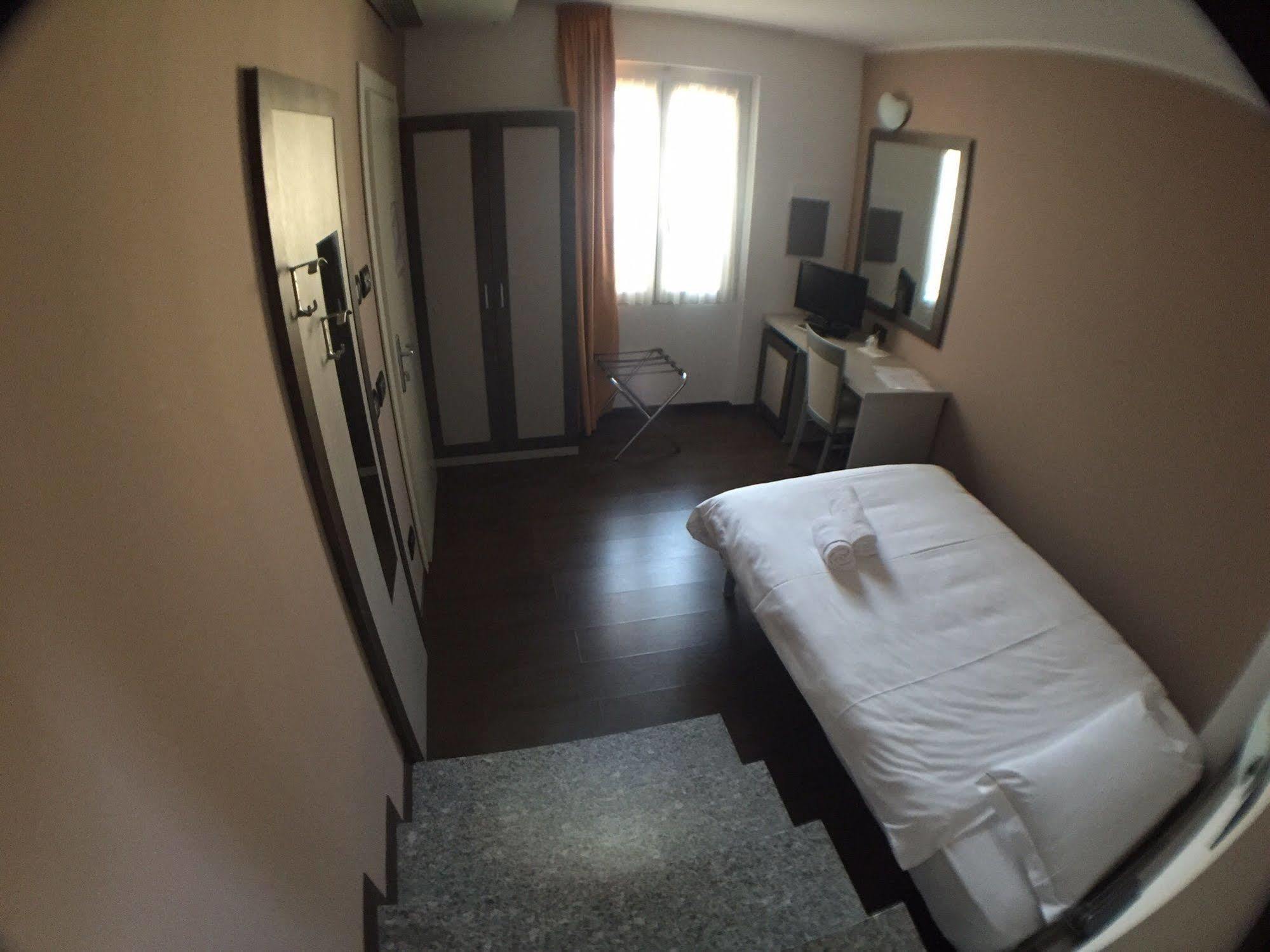 Hotel Lago Di Como كوليكو المظهر الخارجي الصورة